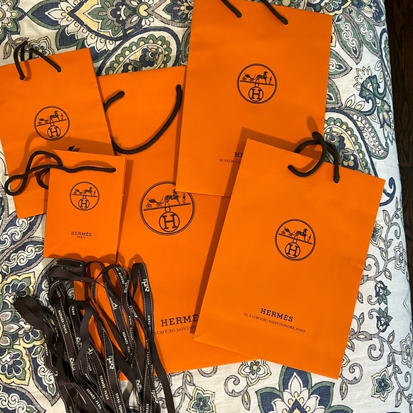 AUTHENTIC Hermes gift bags & embroidered ribbons - Picture 1 of 16